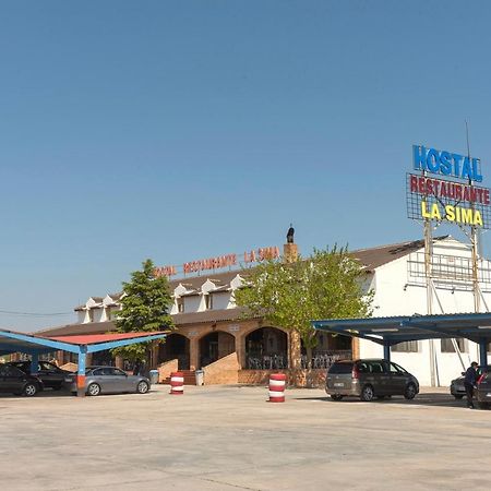 Hotel-Restaurante La Sima Castillo de Garcimuñoz Exteriér fotografie